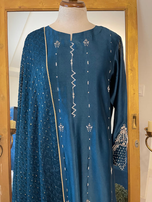 HK 77 Teal blue with chikan kari shawl