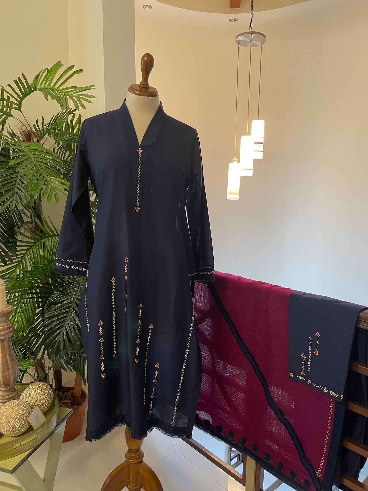 HK 81 Dark Blue with Magenta Purple dupatta