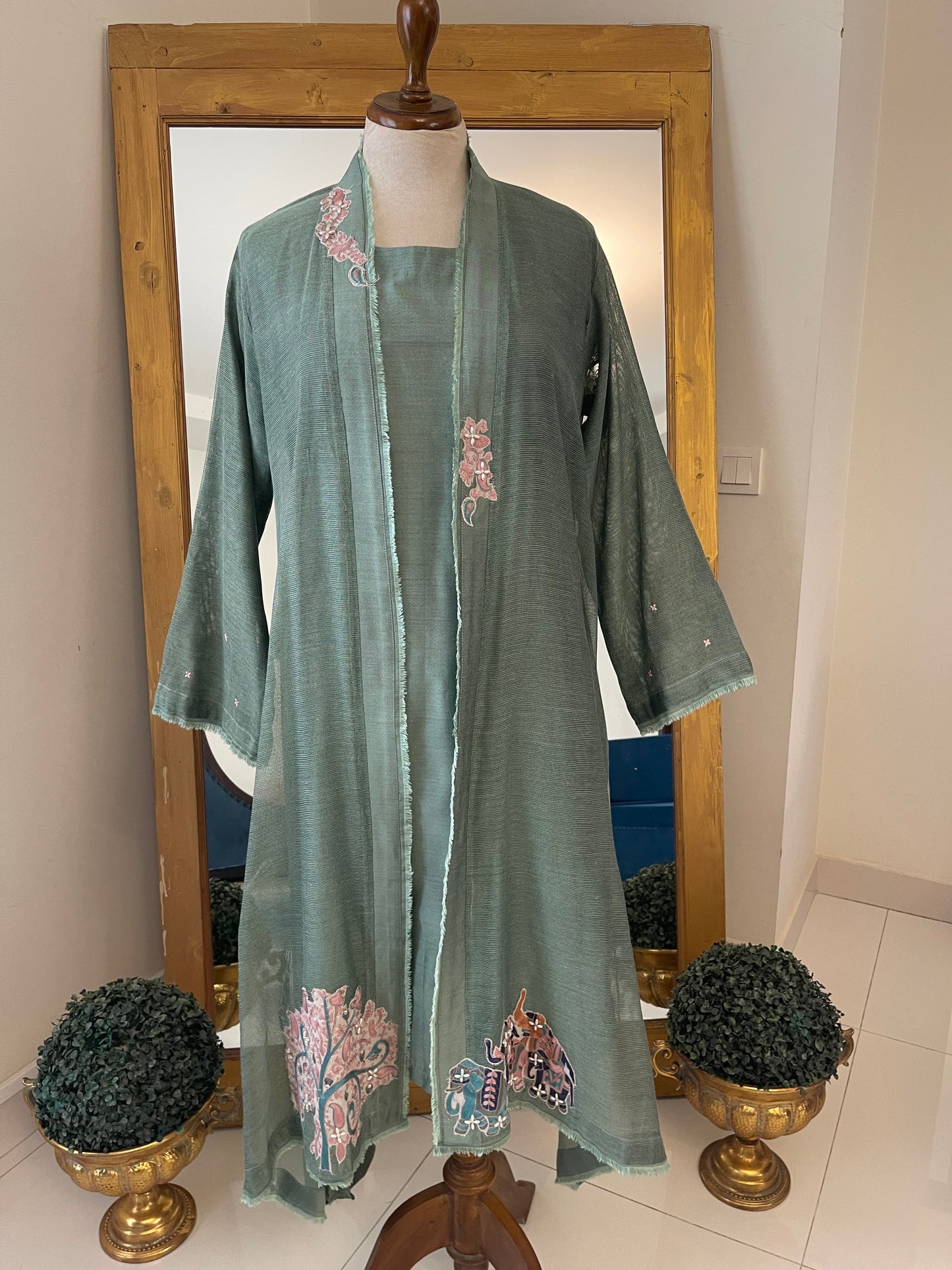 HK 70 pistachio Green long cotton net jacket