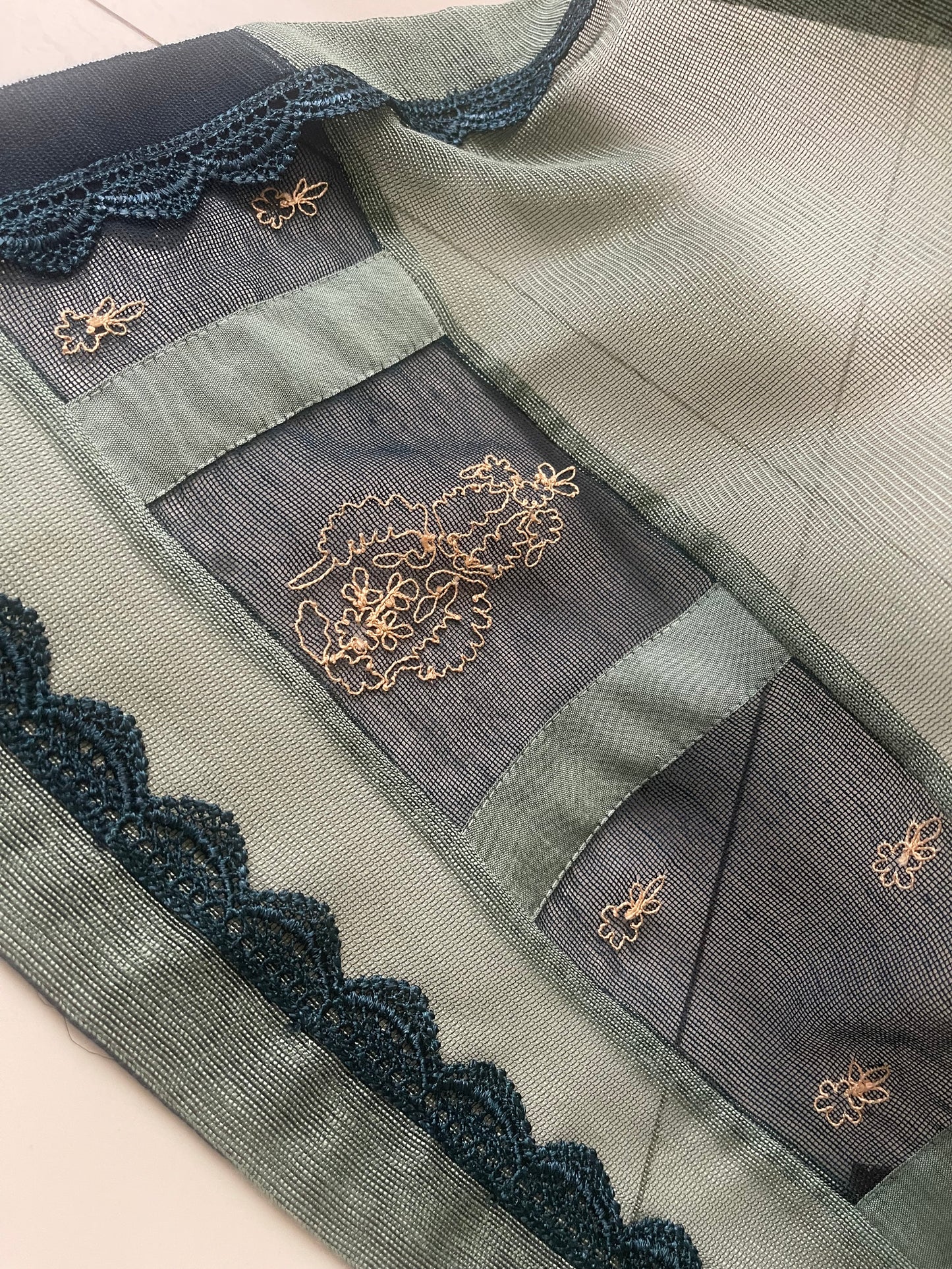 HK 143 Sage Green