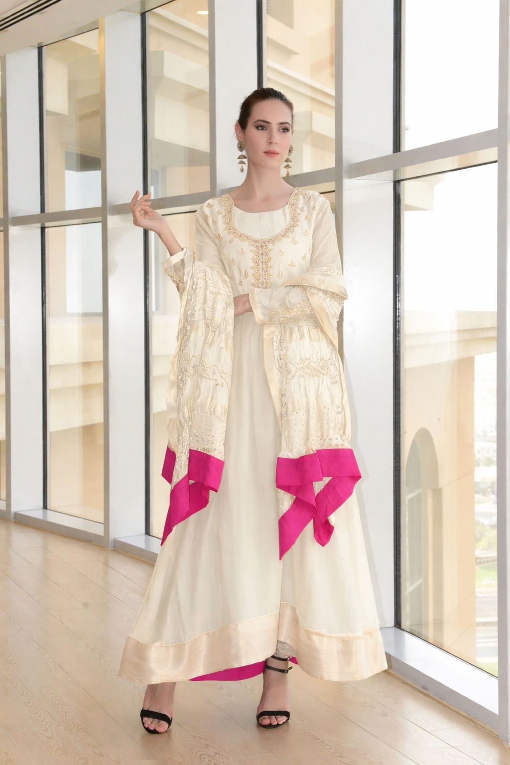 HK 96 Offwhite Chiffon