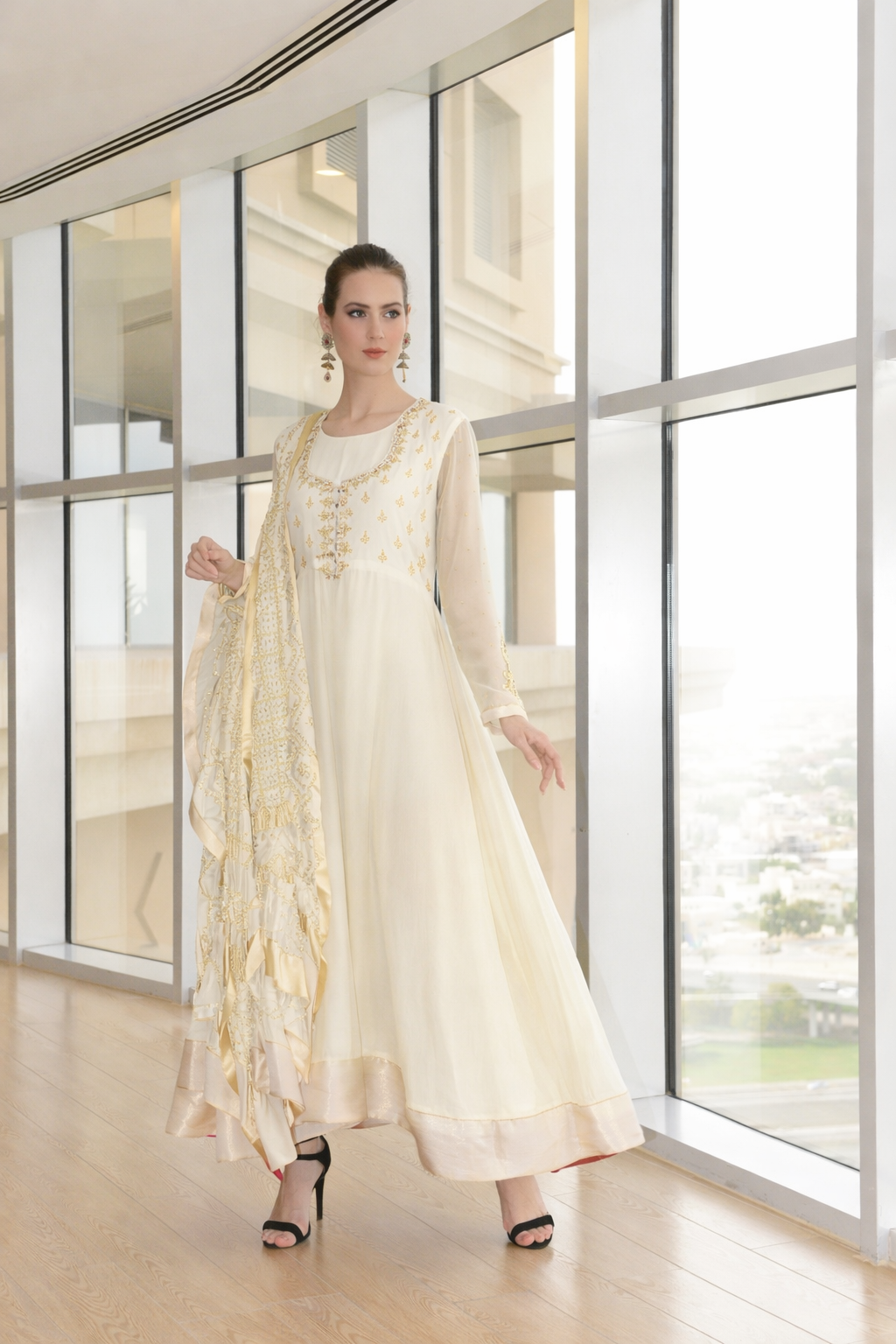 HK 96 Offwhite Chiffon