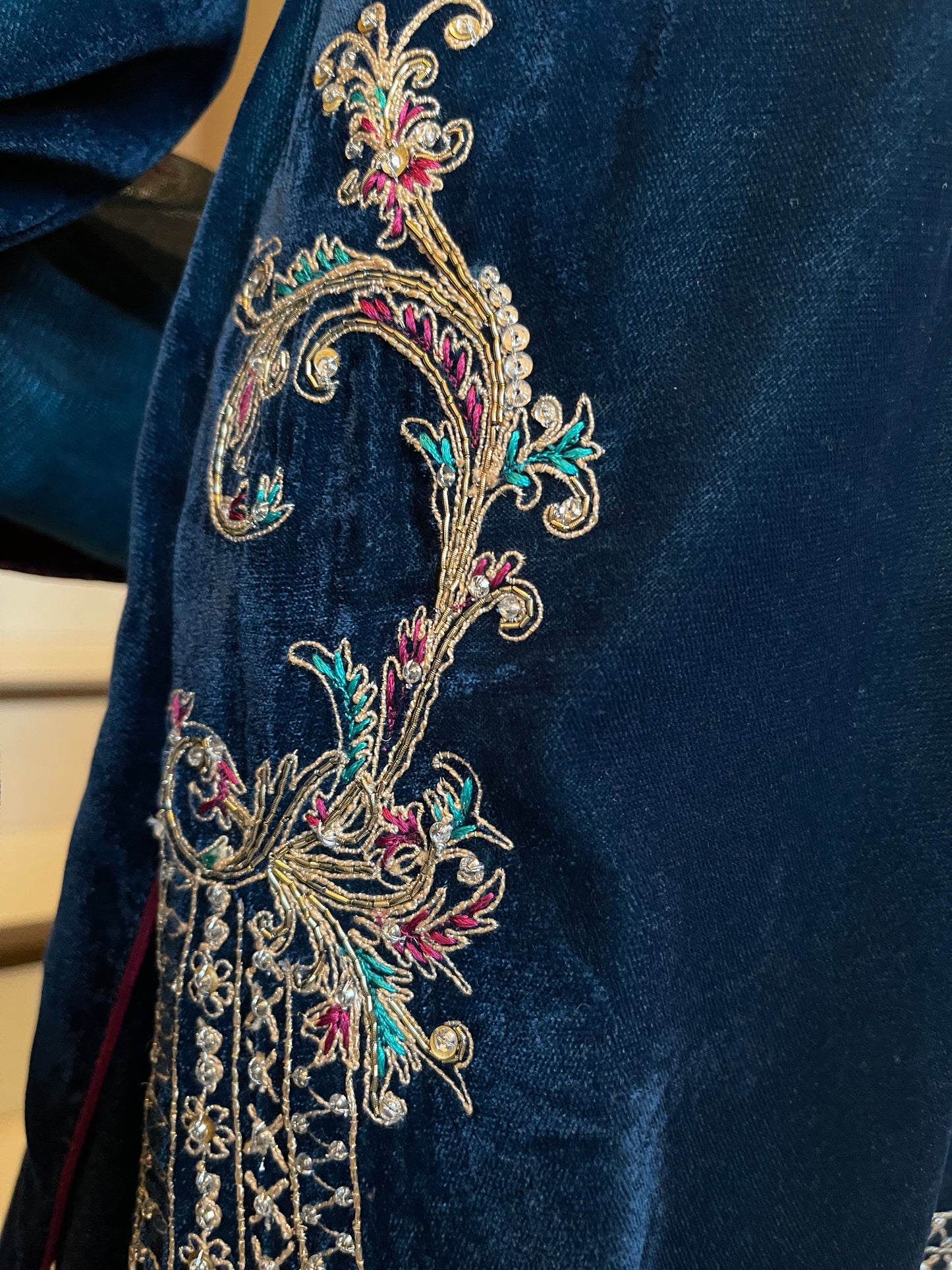 HK 92 Teal Blue Velvet