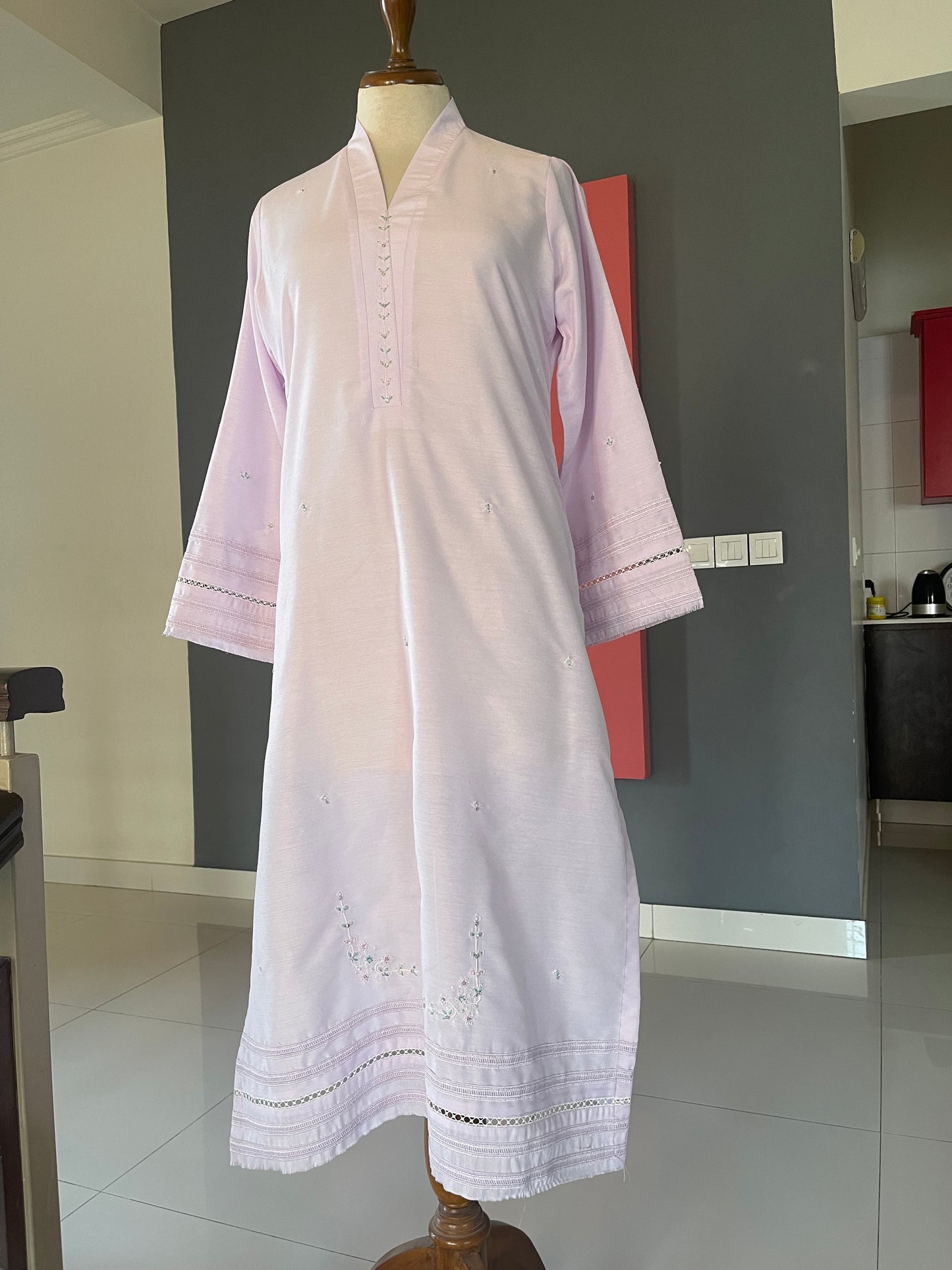 HK 111 lilac with cotton net dupatta