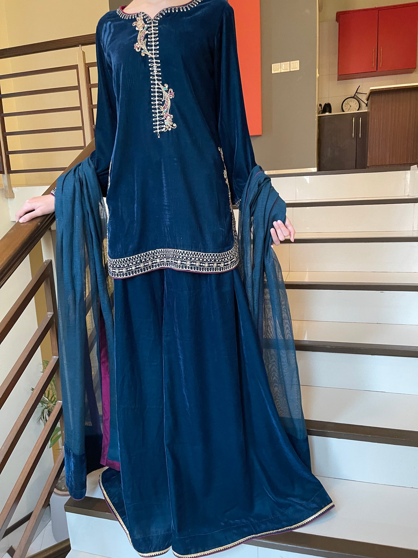 HK 92 Teal Blue Velvet